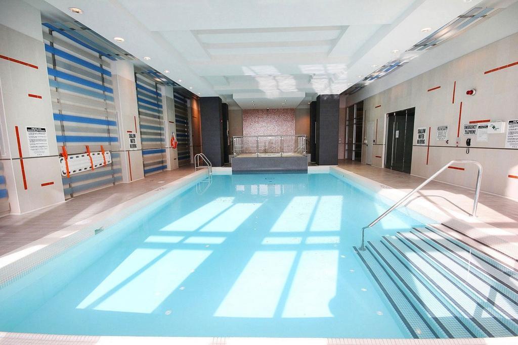 Napa Furnished Rental Apartments Square One Mississauga Esterno foto
