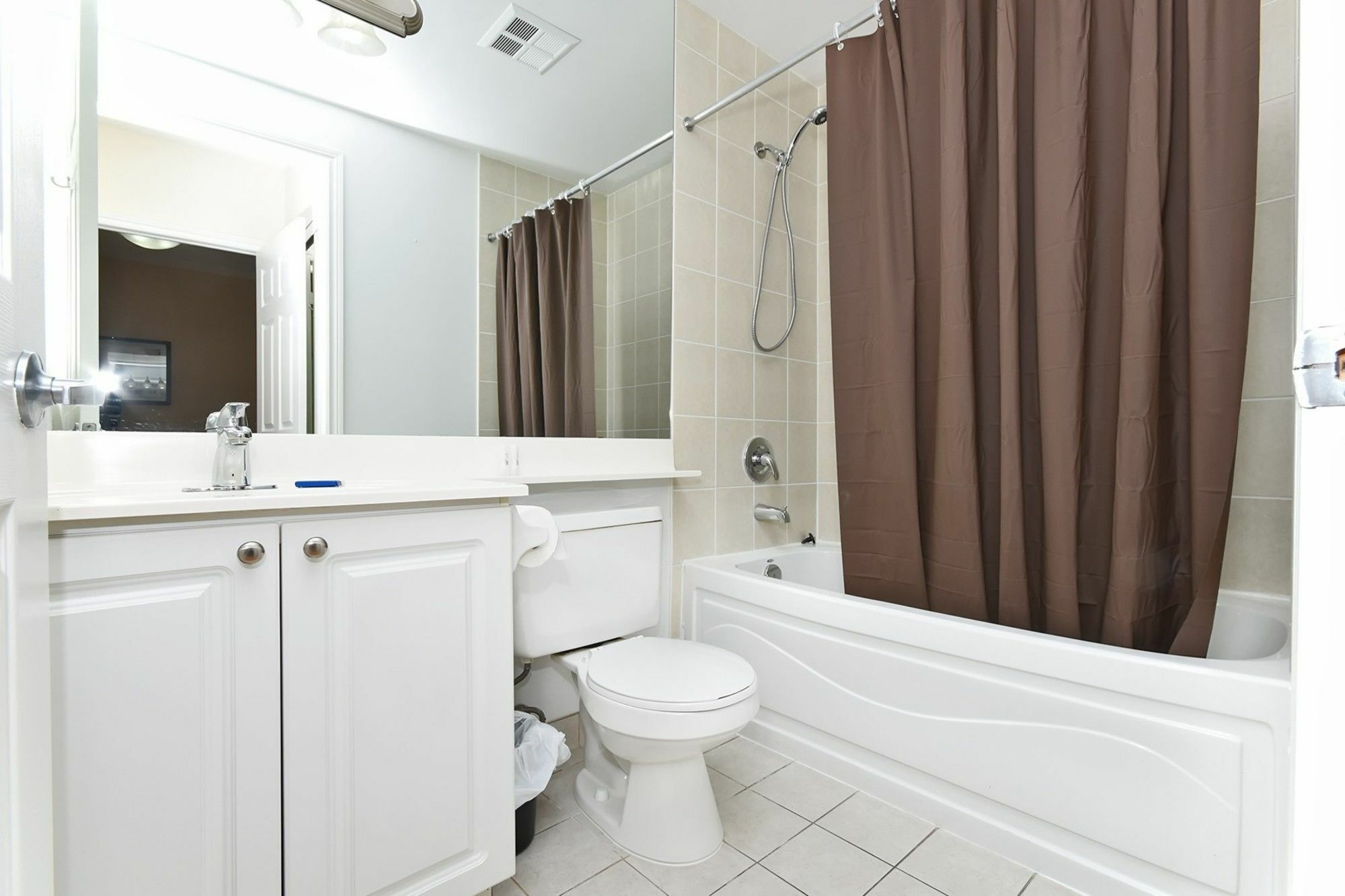 Napa Furnished Rental Apartments Square One Mississauga Esterno foto